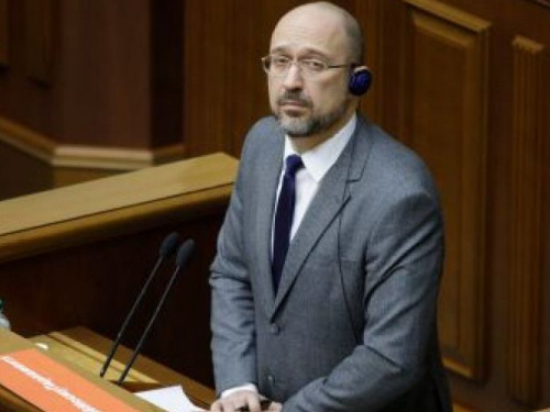 Авдеевцев может ожидать очередной локдаун: Шмыгаль заявил о третьей волне пандемии COVID