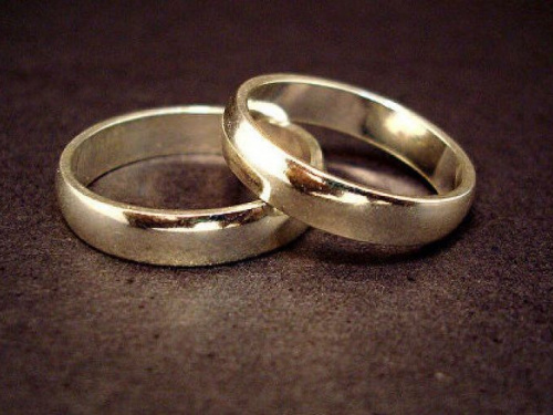 Число мартовcких разводов в Авдеевке превысило количество свадеб