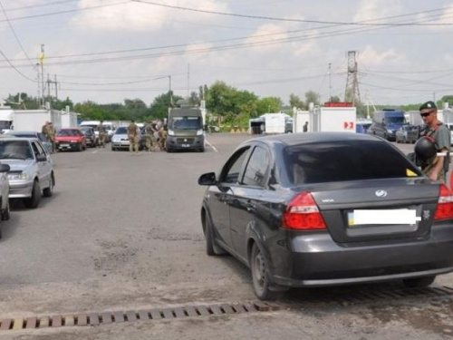 Стоматологические препараты и электроприборы задержаны у донбасской линии разграничения