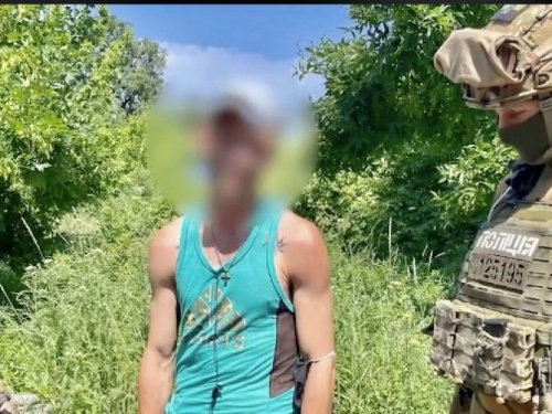 У прифронтовій Авдіївці поліцейські затримали торгівця боєприпасами