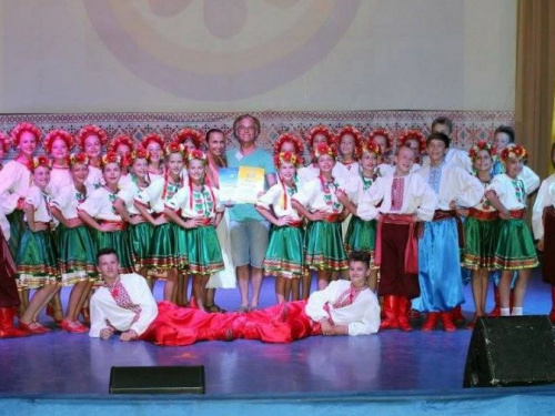 Обдарованих дітей з Авдіївки запрошують на фестиваль та відпочинок