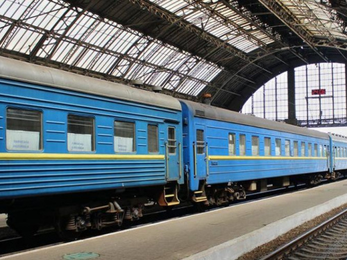 Поезда на Донбасс будут ходить вдвое чаще