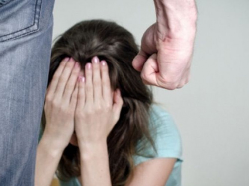 В Авдеевке борются с нерадивыми родителями