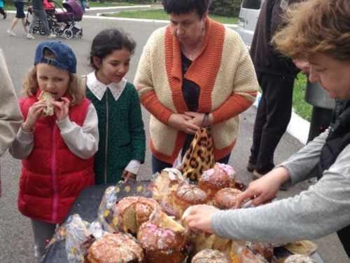 Гостей Фестивалю мистецтв в Авдіївці нагодували безкоштовно та смачно (ФОТО)