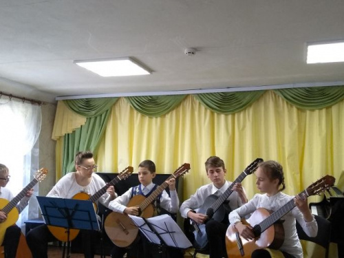 В авдеевской музыкальной школе отгремел отчетный концерт (ФОТОФАКТ)