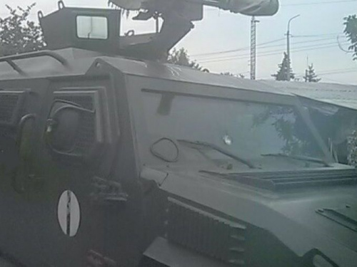 Боевики обстреляли смену пограничников на КПВВ "Майорское" (ФОТО)