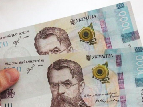 Неповнолітнім, які вакцинувалися від COVID-19, планують виплатити 1 тис. гривень