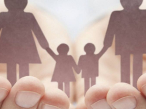 Авдеевские соцслужбы консультируют семьи, оказавшиеся в сложных жизненных обстоятельствах (ФОТОФАКТ)