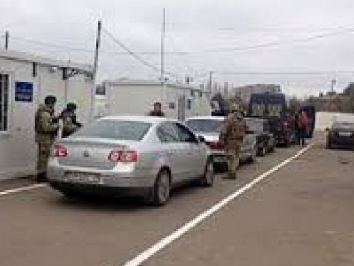 На КПВВ в Донецкой и Луганской областях вчера не пропустили  27 человек