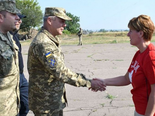 Канадцы на Донетчине увидели доказательства провокаций боевиков в зоне ООС (ФОТО)