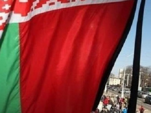 Выезд из Беларуси сделали платным