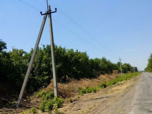 Энергетики отремонтировали линию для энергоснабжения пяти сел  под Авдеевкой