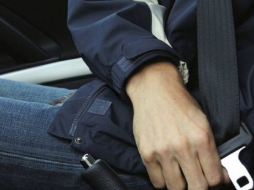 Штрафы за непристегнутые ремни увеличат