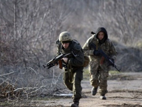 Околицы Авдеевки обстреляли из гранатометов и стрелкового оружия