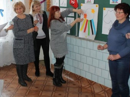 В Авдеевке обучали учителей (ФОТО)