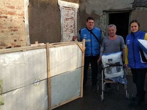 Жителю Авдеевки, подорвавшемуся на растяжке, оказали помощь