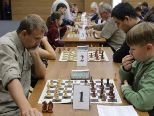 Авдіївських шахістів запрошують на чемпіонат