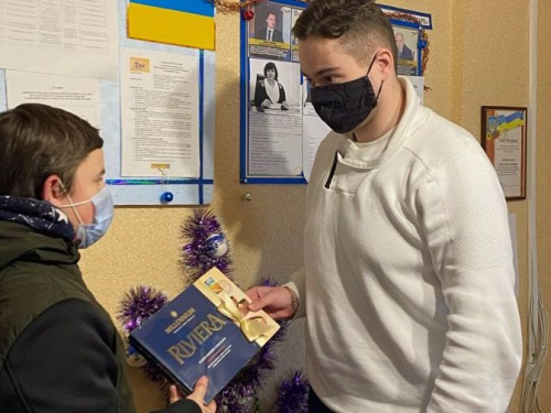 В Авдеевском центре пробации организовали поздравительно-информативное мероприятие