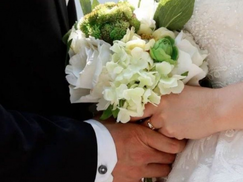 В январе в Авдеевке отпраздновали всего одну свадьбу