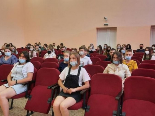Авдіївські фахівці провели для учнів ЗОШ смт. Очеретине профорієнтаційний вебінар