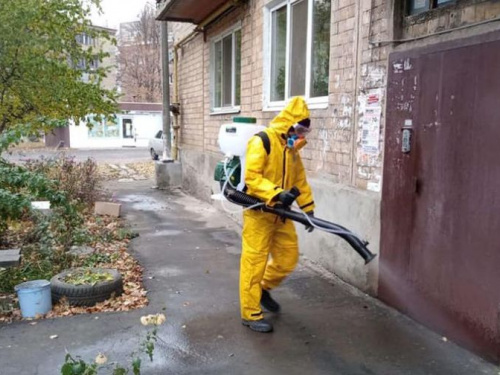 КП "СЕЗ" продолжает осуществлять санобработку города