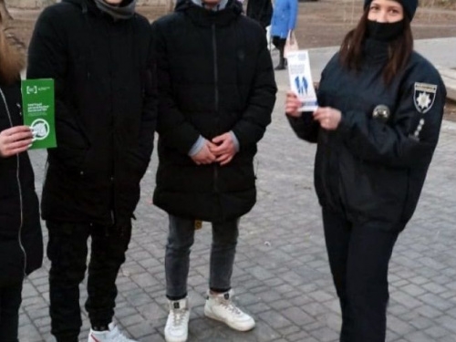 Полицейские Авдеевки призывают граждан не замалчивать факты насилия