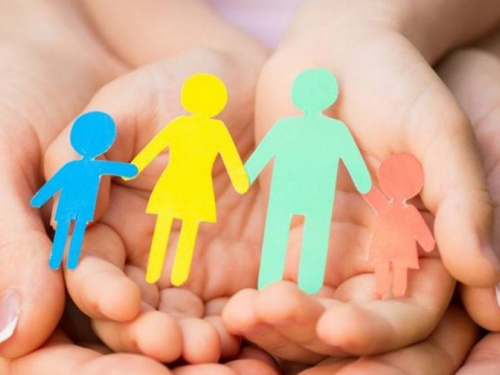 В Авдіївці зростають 17 усиновлених дітей