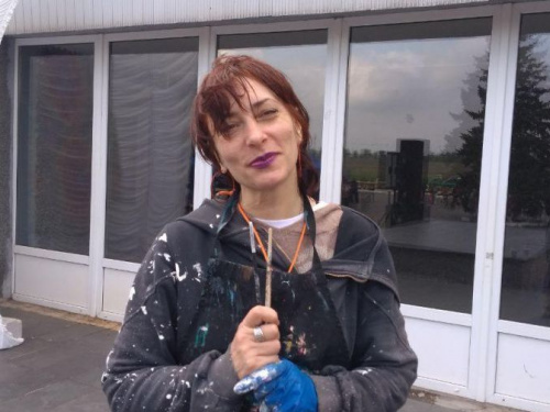 Только сегодня авдеевцы могут увидеть фильм-перформанс и выставку картин донбасской художницы (ФОТО)