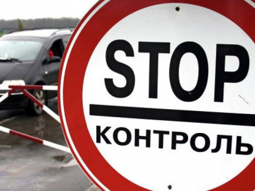 В штабе ООС рассказали о "контрабанде" через линию разграничения: на лодках и на машинах