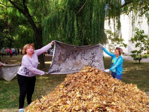 Авдеевцы навели порядок в родном городе
