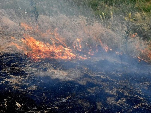 Огненная стихия не обошла Авдеевку стороной