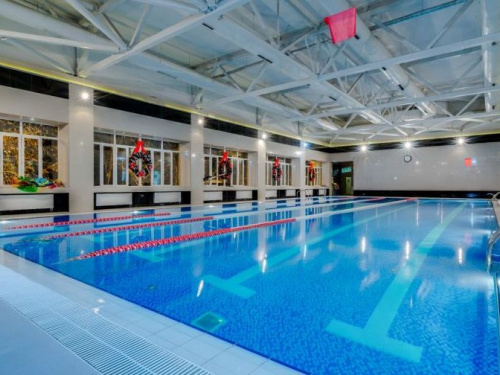 Когда в Авдеевке появится бассейн?