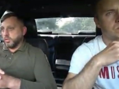 Руководитель Авдеевской городской ВГА Виталий Барабаш ответил на вопросы горожан в интервью городскому активисту (ВИДЕО)