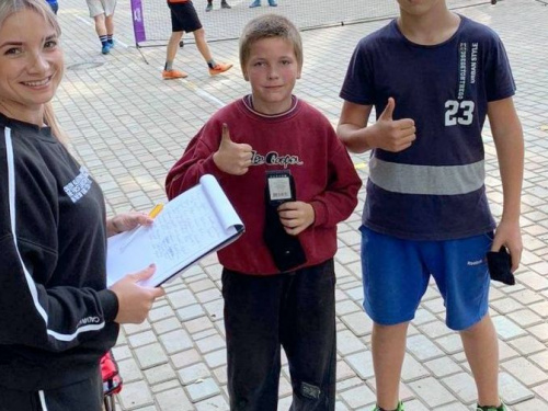 АВДЕЕВКА ФМ: спортсмены города освоили теннисбол