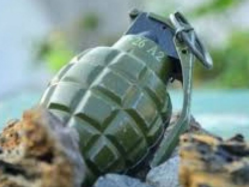 В Авдеевке несостоявшийся жених бросил в дом возлюбленной гранату