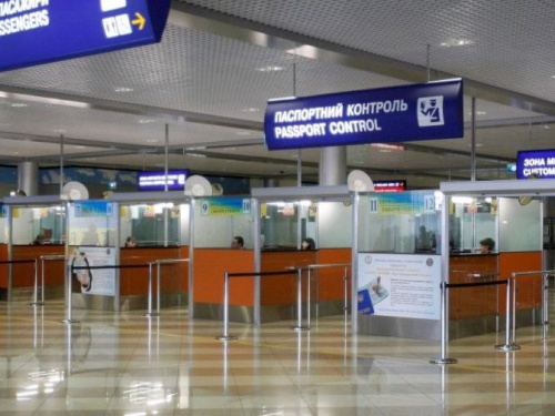 Санитары МОЗ будут встречать самолеты из Китая из-за коронавируса