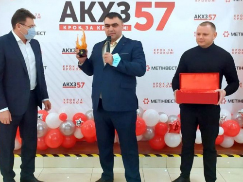 Лучшим работникам АКХЗ  вручили грамоты от облгосадминистрации и ВГА Авдеевки