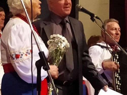 Юмор, подарки и концерт: в Авдеевке масштабно и ярко провели творческий вечер Юрия Сунгурова (ФОТО)