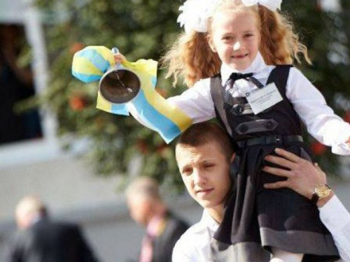 Авдеевские школы определились с датой проведения Дня знаний