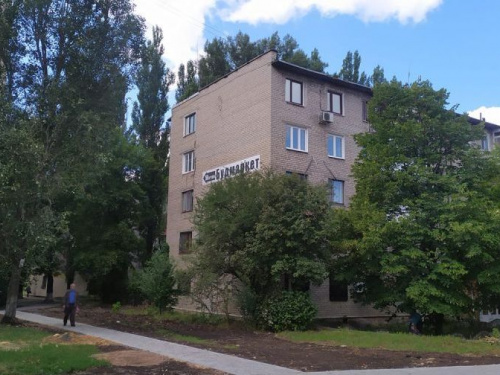 Коммунальщики Авдеевки обустроили новые пешеходные дорожки