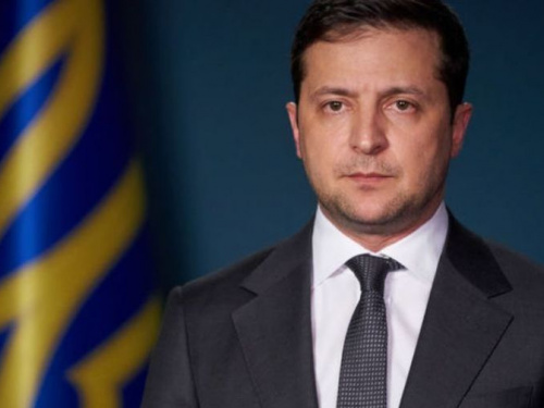Зеленский анонсировал проведение всеукраинского опроса вместе с местными выборами