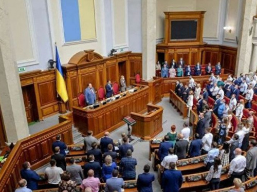 Госслужащие будут работать после 65 лет