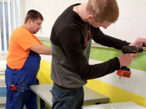 В оновленому неврологічному відділенні Авдіївської лікарні обладнали шістнадцять кисневих точок