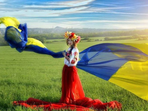 Авдіївців запрошують на святковий  захід до Дня Конституції України