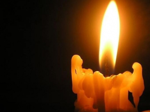 В Авдеевке свеча стала причиной пожара