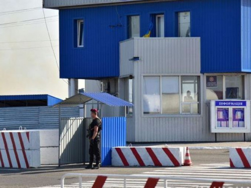  Блокпосты в Донецкой области обновляются: зоны отдыха, подзарядка гаджетов и новая техника (ВИДЕО)