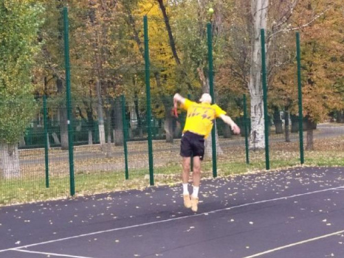 В Авдеевке стартовал турнир на кубок Федерации тенниса (ФОТО)