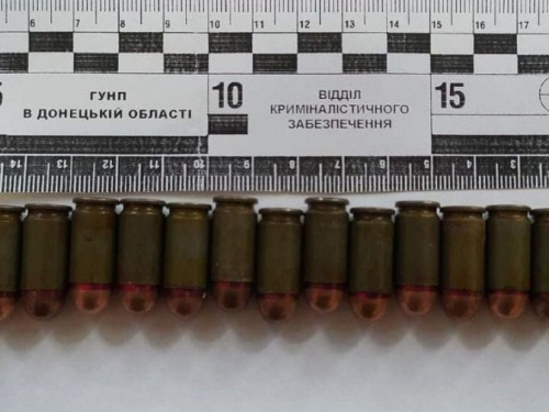 На узбіччі залізничної колії в Очеретино знайшли набої