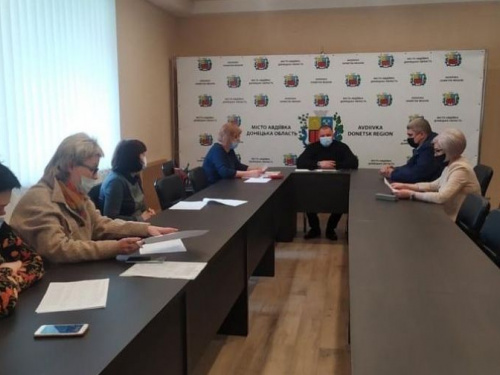 Переселенцам в Авдіївці та місцевим мешканцям призначили виплати та пільги