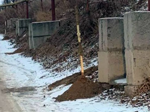 Коммунальщики Авдеевки позаботились о водителях, живущих в старой части города